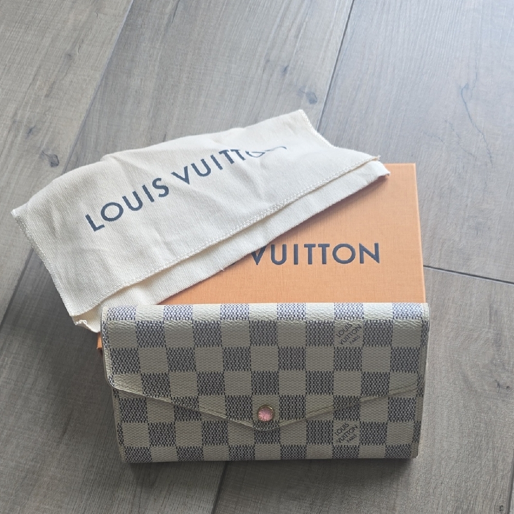 Authentic Louis Vuitton Damier Azur Canvas Sarah Wallet